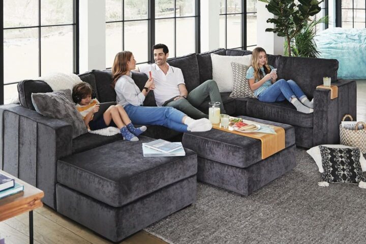 LoveSac - NOW OPEN!